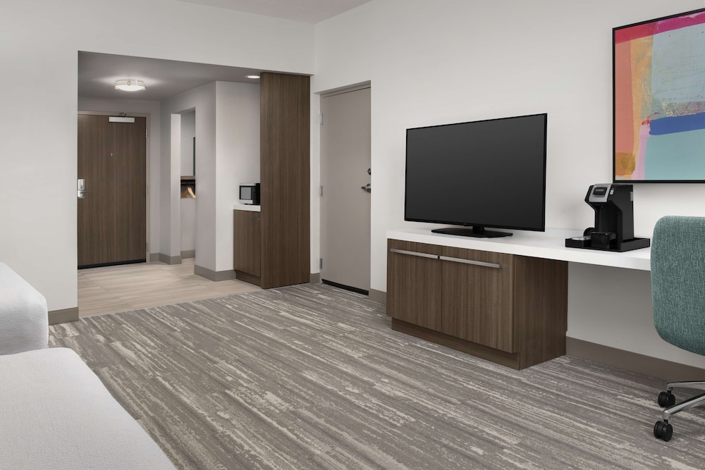 Hilton Garden Inn Pensacola Downtown - photo 11
