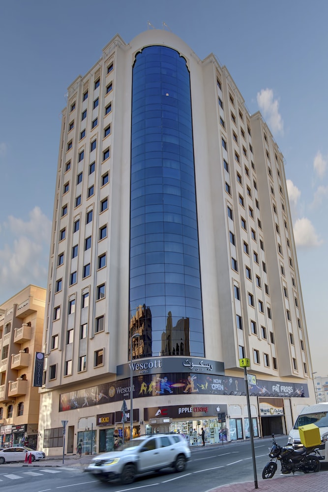 Wescott Hotel - last minute hotel in Dubai