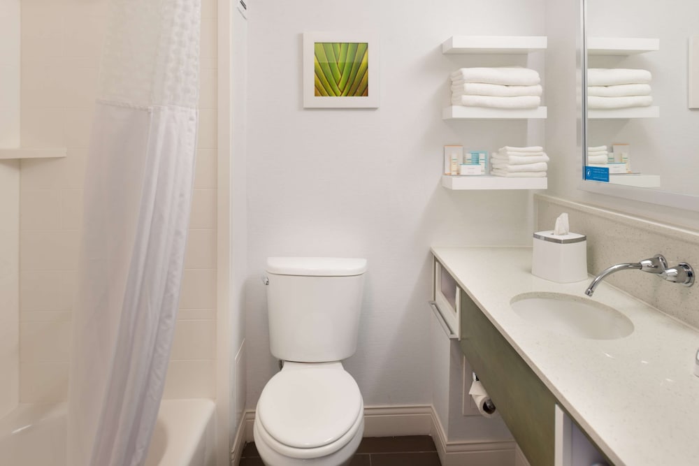 Hampton Inn Los AngelesWest Covina - photo 19