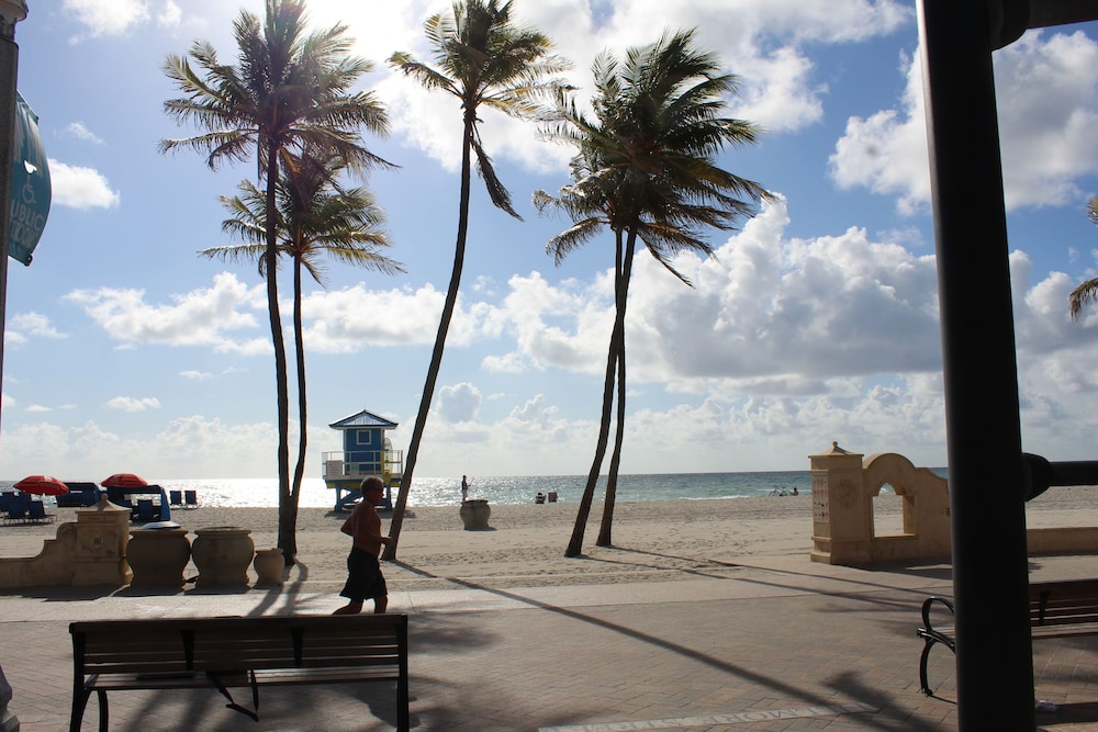 Golden Sand Oceanfront - photo 34