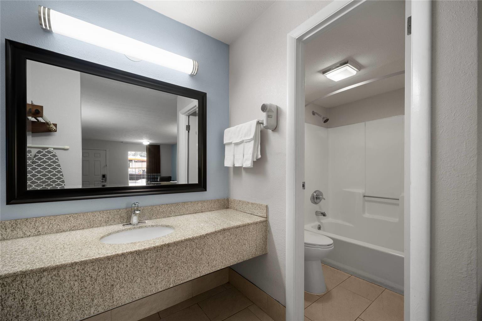 Super 8 by Wyndham Covington - photo 15