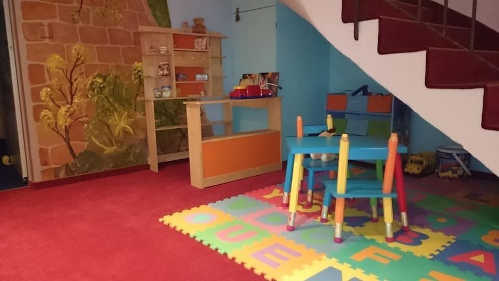 Children's play area - indoor