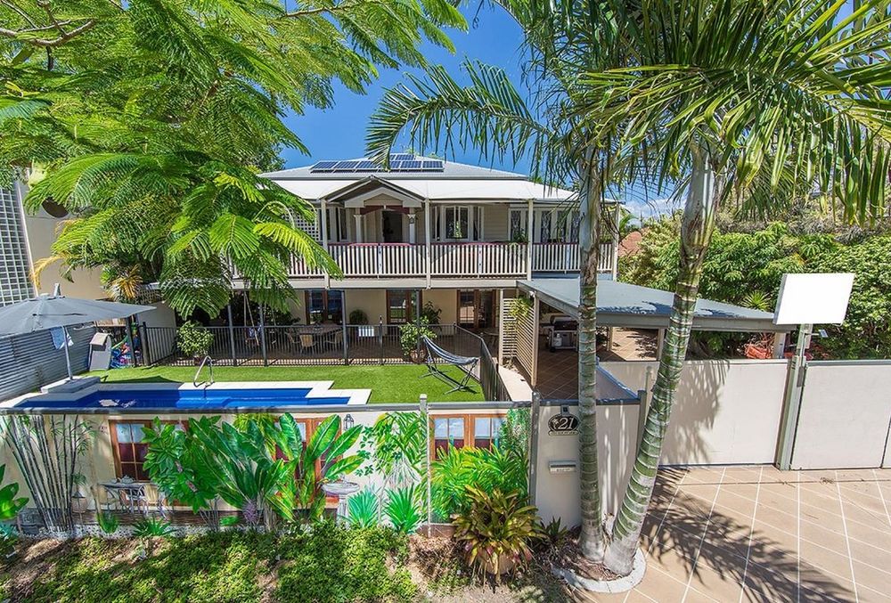 HarbourSide B&B — 4-Star Luxury Hotel in Scarborough, Australia