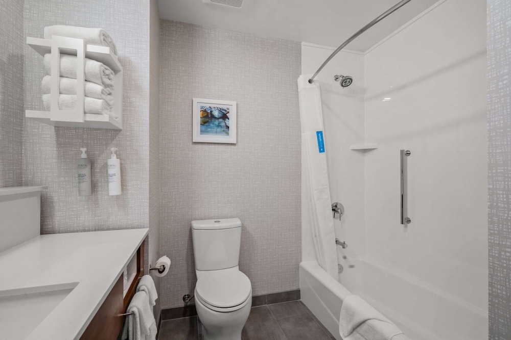 Hampton Inn by Hilton Morro Bay - photo 23