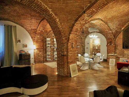 La Canonica di Soglio — 4-Star Luxury Hotel in Camerano Casasco, Italy