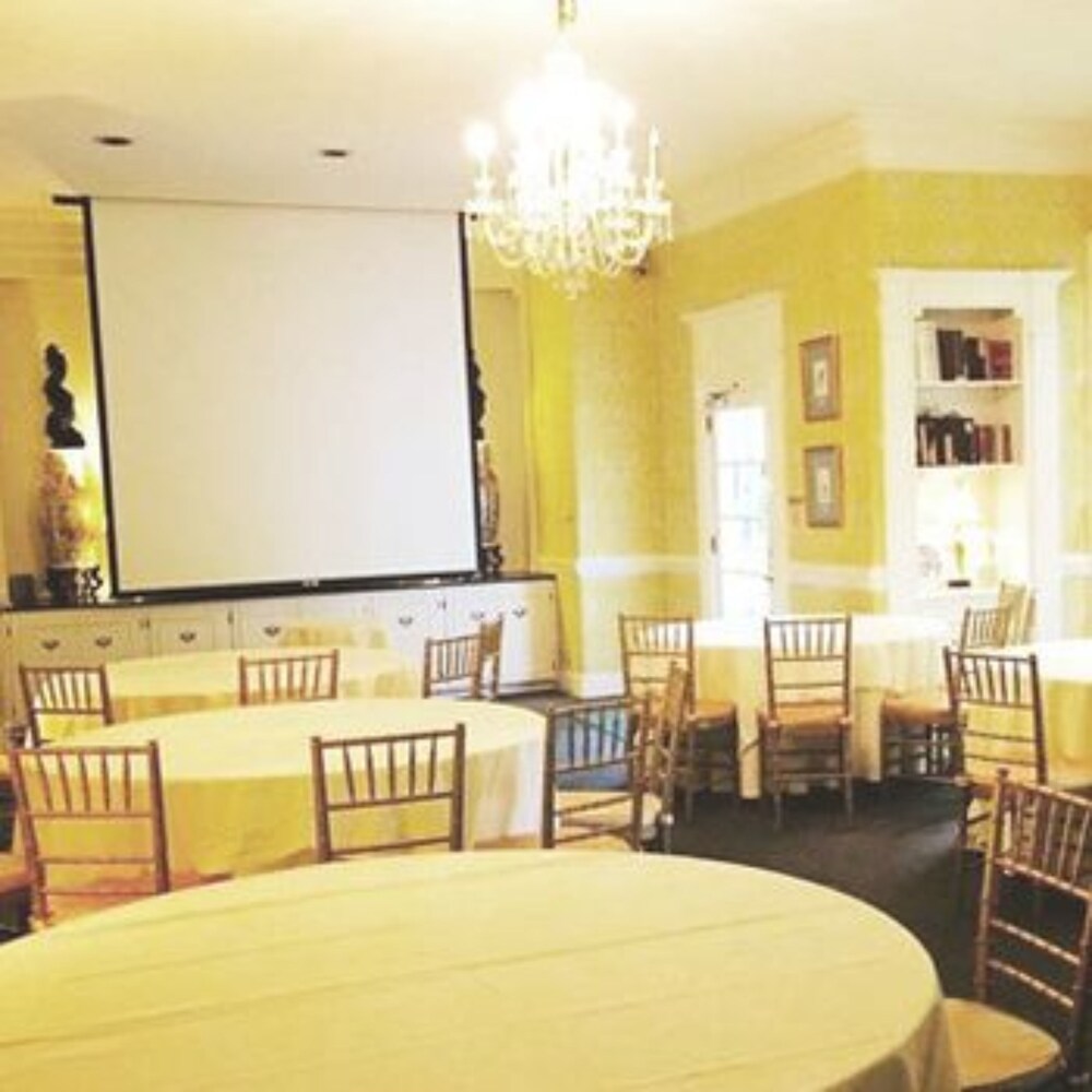 Morehead Inn - photo 72