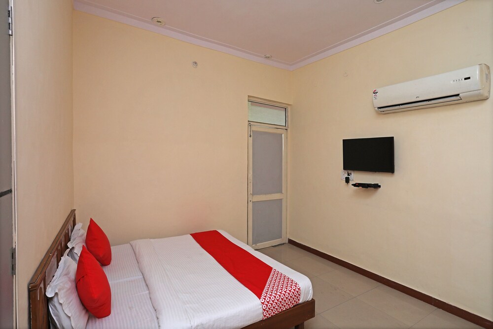 OYO 29427 Mehak Garden in Sirsa, India