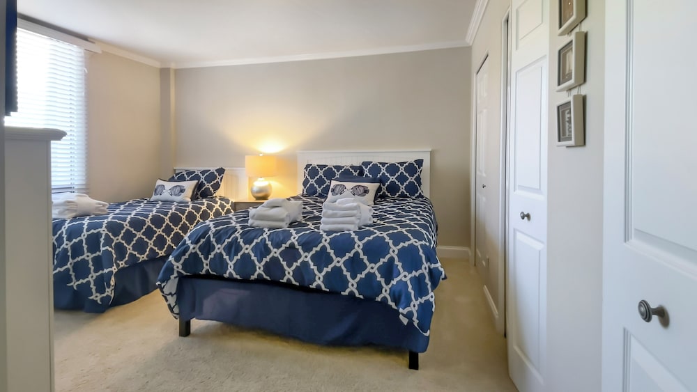 924 Cutter Court at The Sea Pines Resort - photo 4