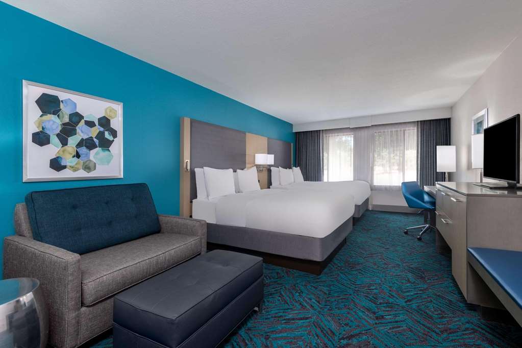 Radisson Hotel Colorado Springs Airport - photo 10