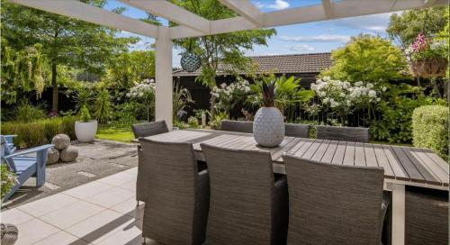 Idyllic Tui in Picton, New Zealand