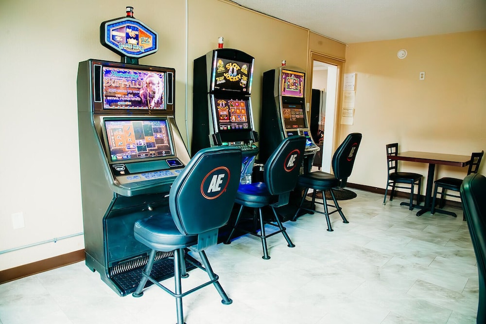 Country Garden & Suites - photo 33