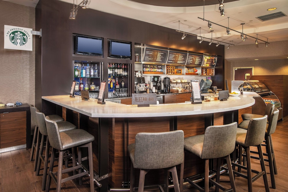Courtyard by Marriott Dunn Loring Fairfax - photo 18