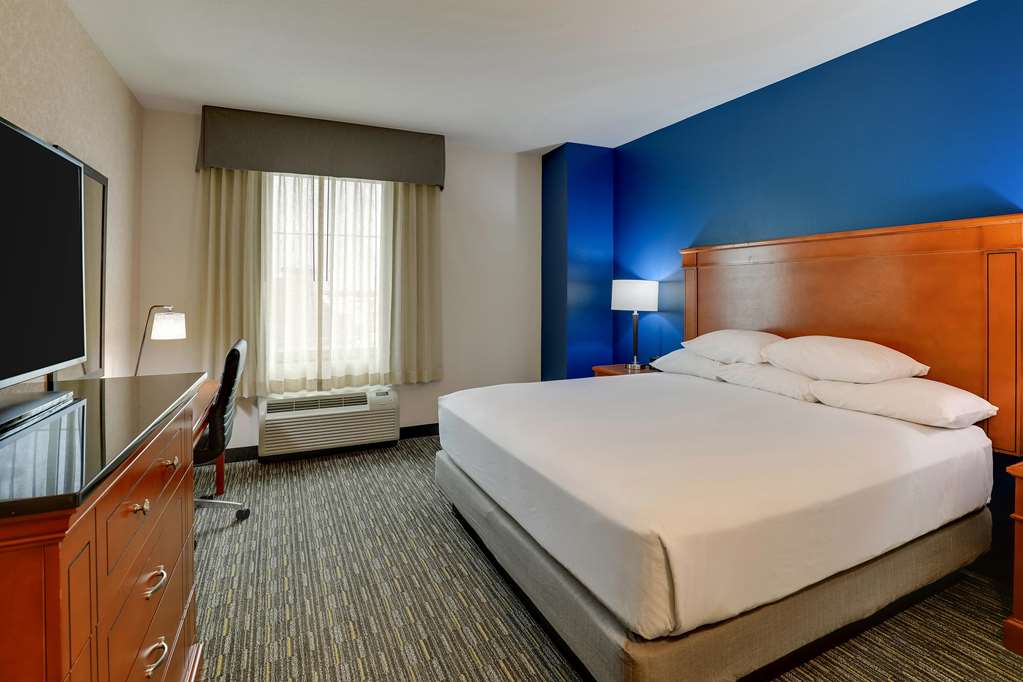 Drury Inn & Suites St. Louis Arnold - photo 13