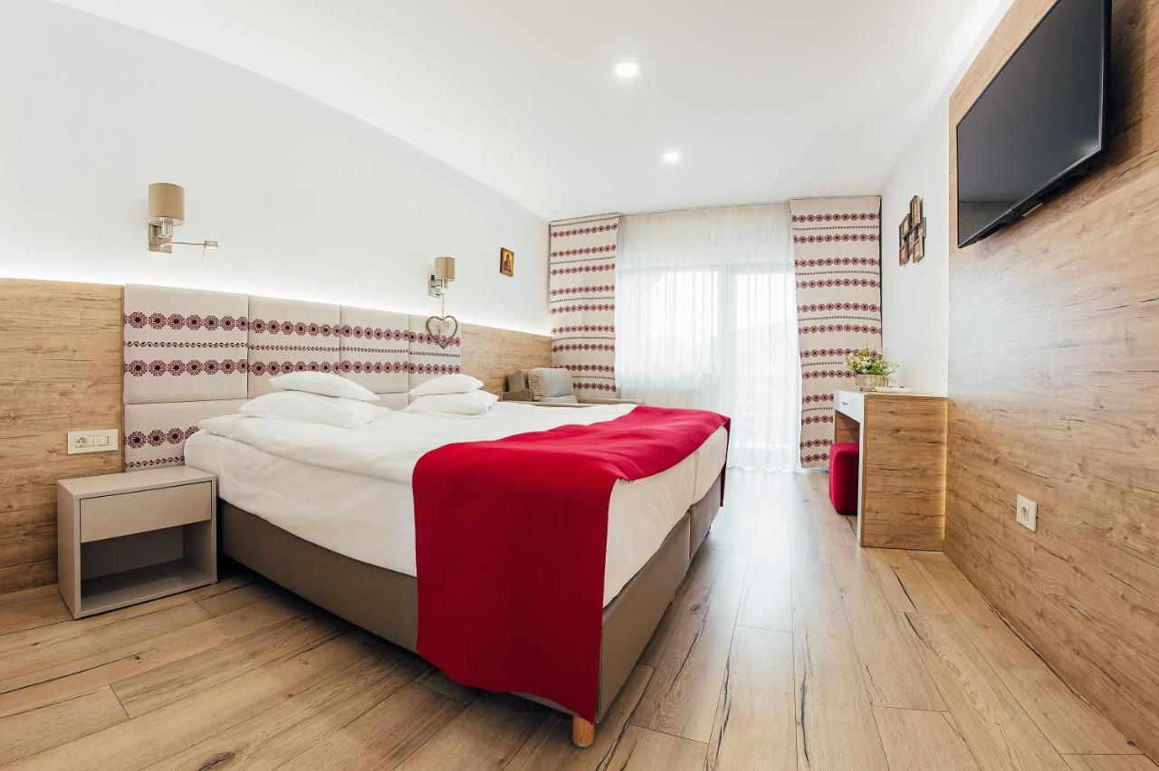 Blumenhof Bucovina — hotel in Gura Humorului