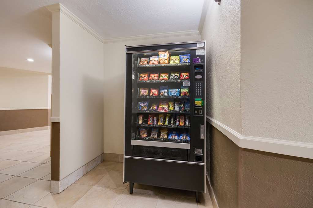 Comancheria Hotel & Convention Center - photo 40