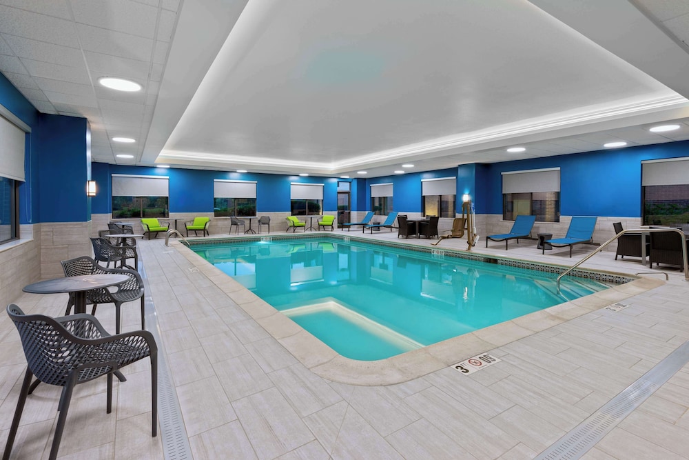 Hampton Inn Coventry Warwick Area - photo 21