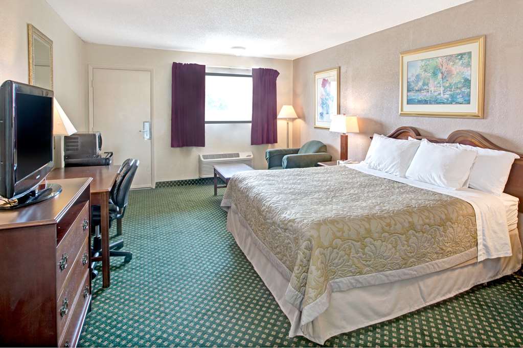 Super 8 by Wyndham Shelby - photo 6