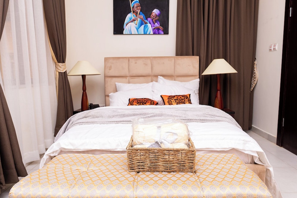 Clarus Apartments — 4-Star Luxury Hotel in Ibadan, Nigeria