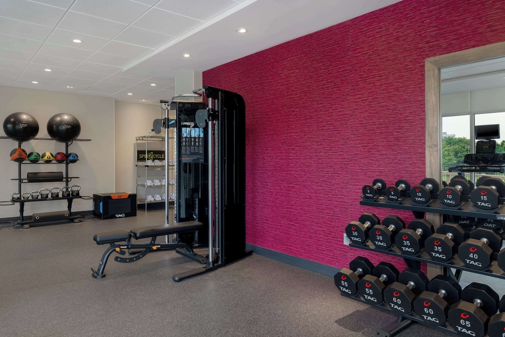 Home2 Suites by Hilton Bristol - photo 31