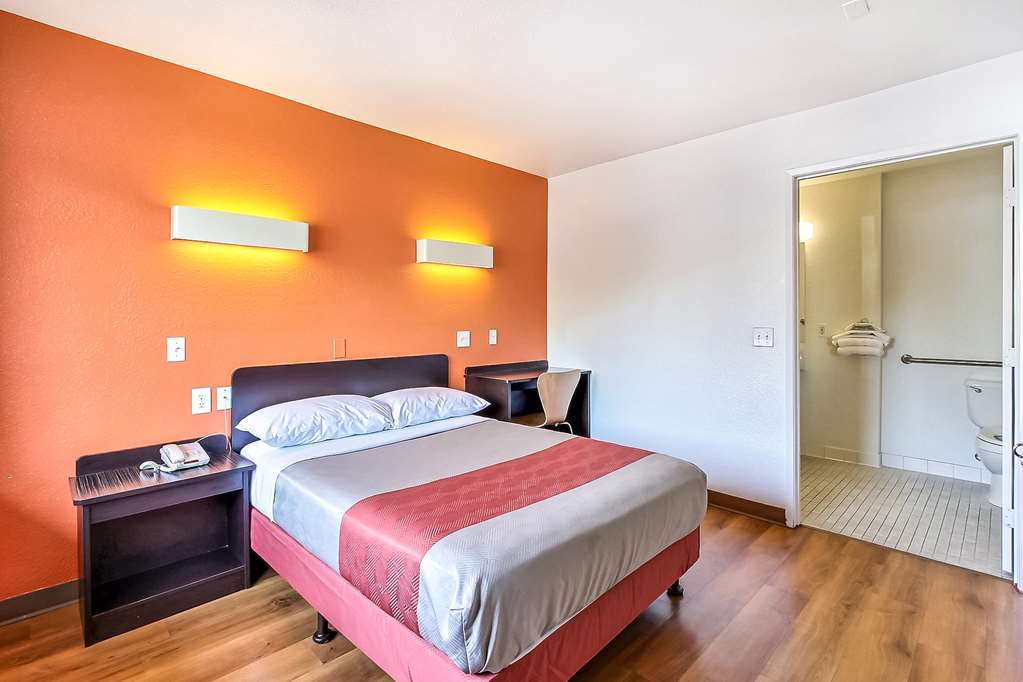 Motel 6 Sunnyvale CA South - photo 12