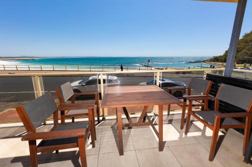 Driftwood Shores — 4-Star Luxury Hotel in Forster, Australia