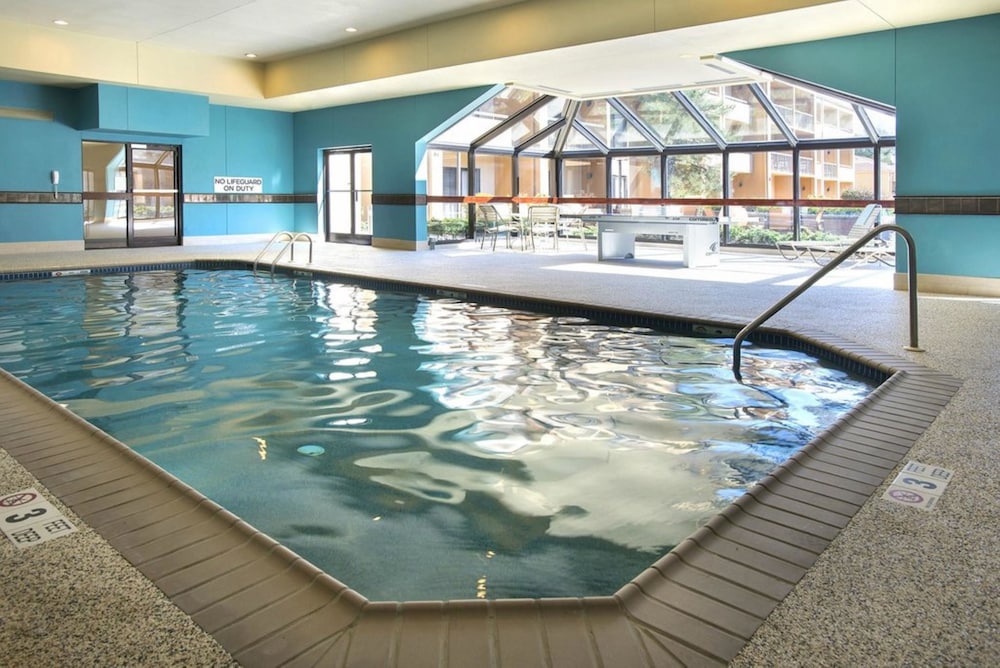 Courtyard by Marriott Mahwah - photo 18