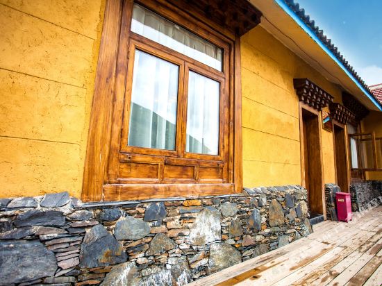 Jiamuzun Resort Hotel in Kangding, People's Republic of China