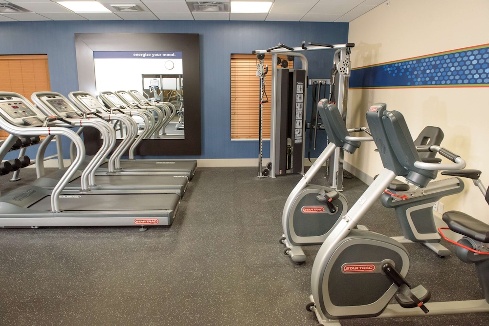 Hampton Inn & Suites Bay City - photo 29