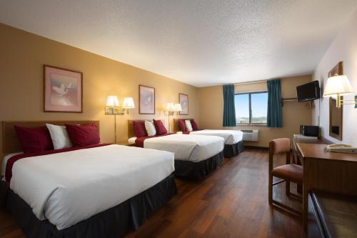Super 8 by Wyndham Las Vegas - photo 26