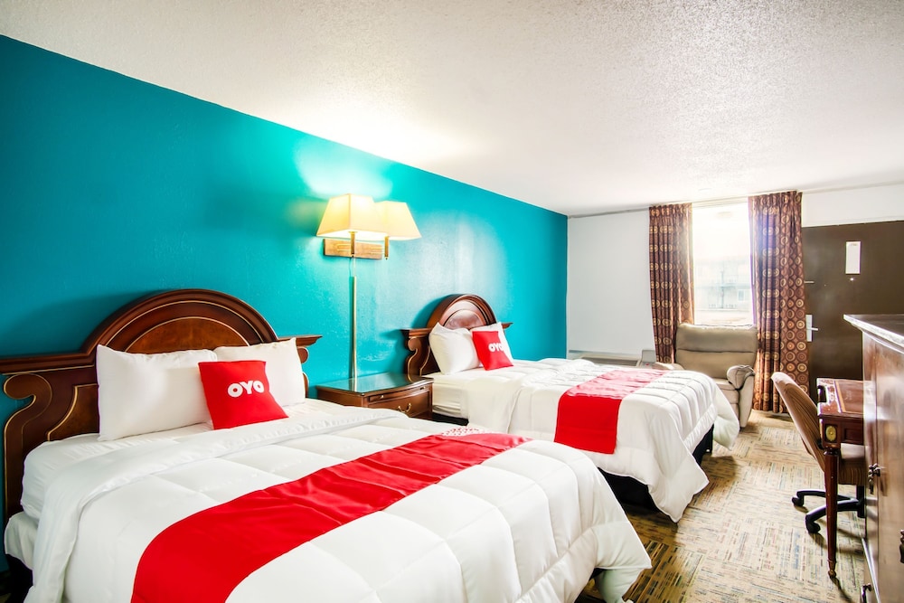 OYO Hotel Hutchinson West 4th Ave - photo 30