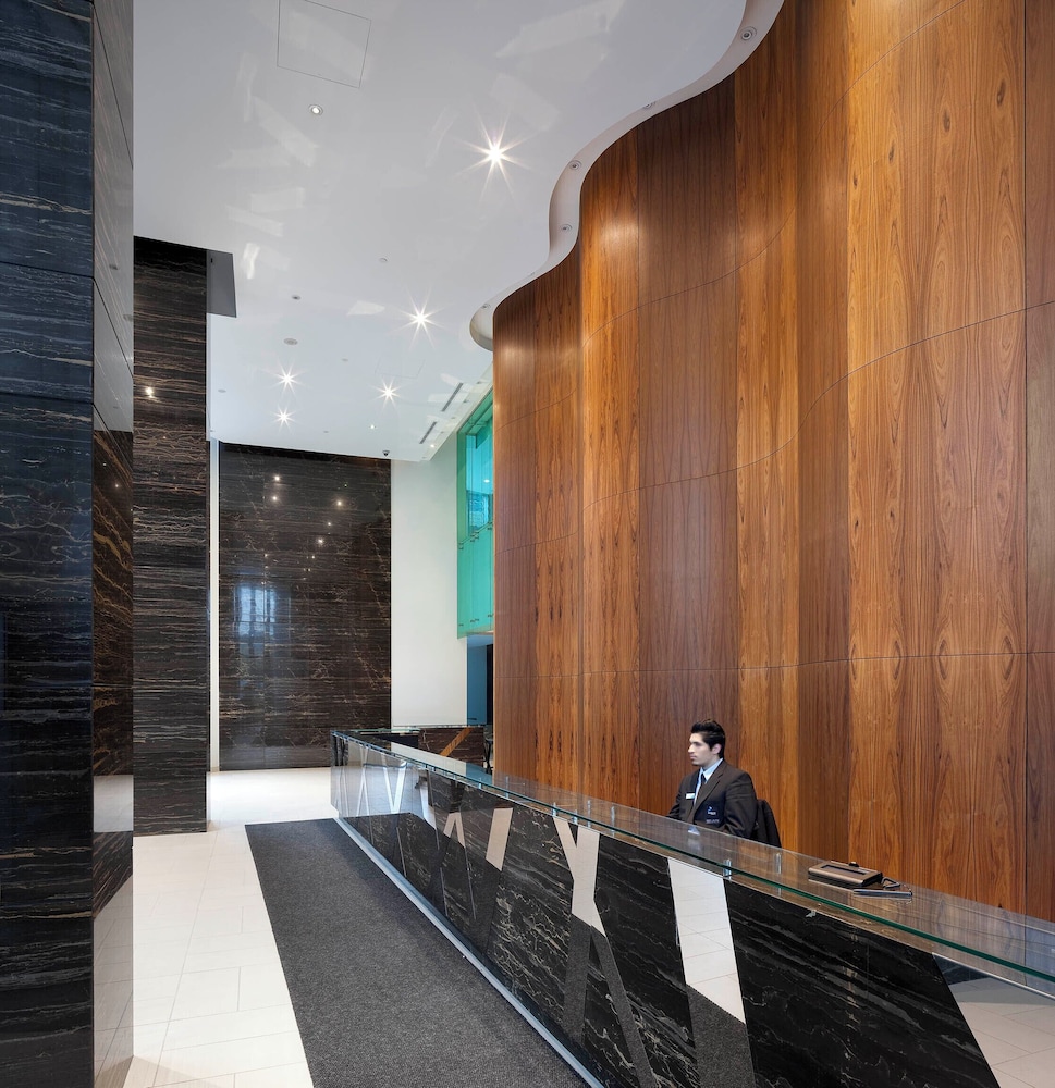 Harbourline Suites - carbon neutral hotel in Toronto