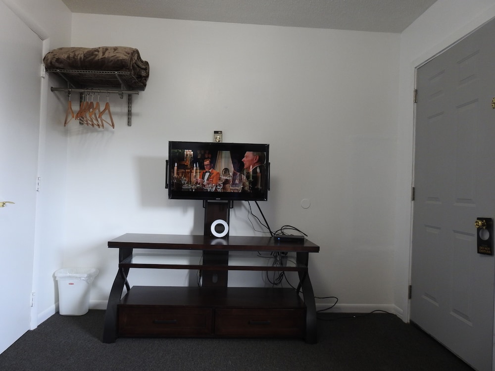 Liberty Motel - photo 7
