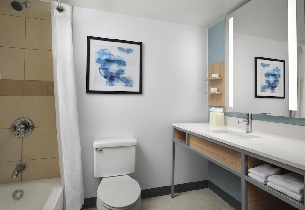 Hilton Garden Inn Tampa East Brandon - photo 23