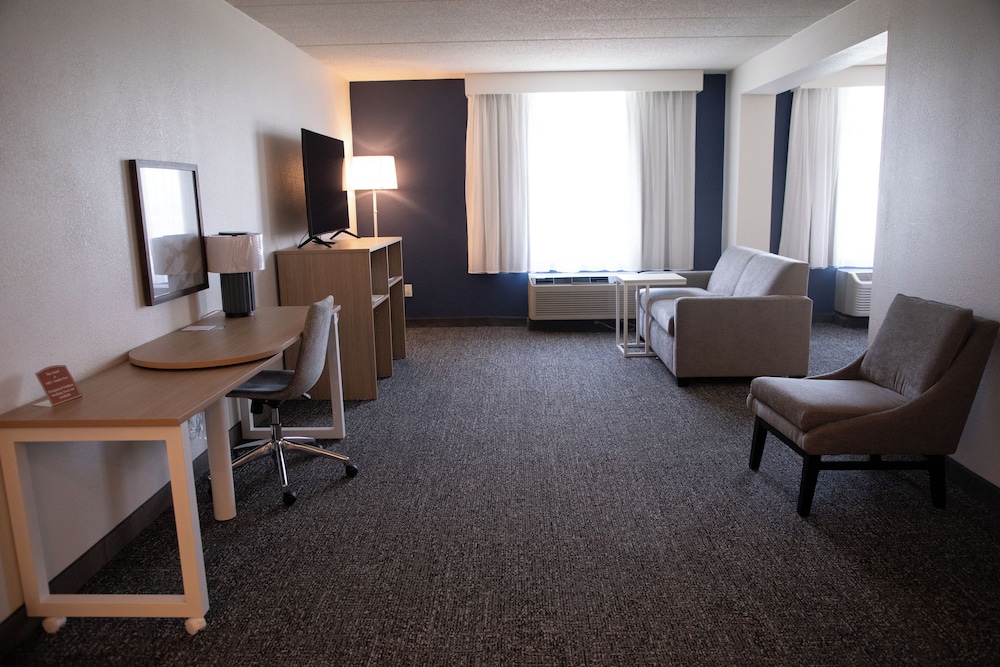 Spark by Hilton Mechanicsburg - photo 18