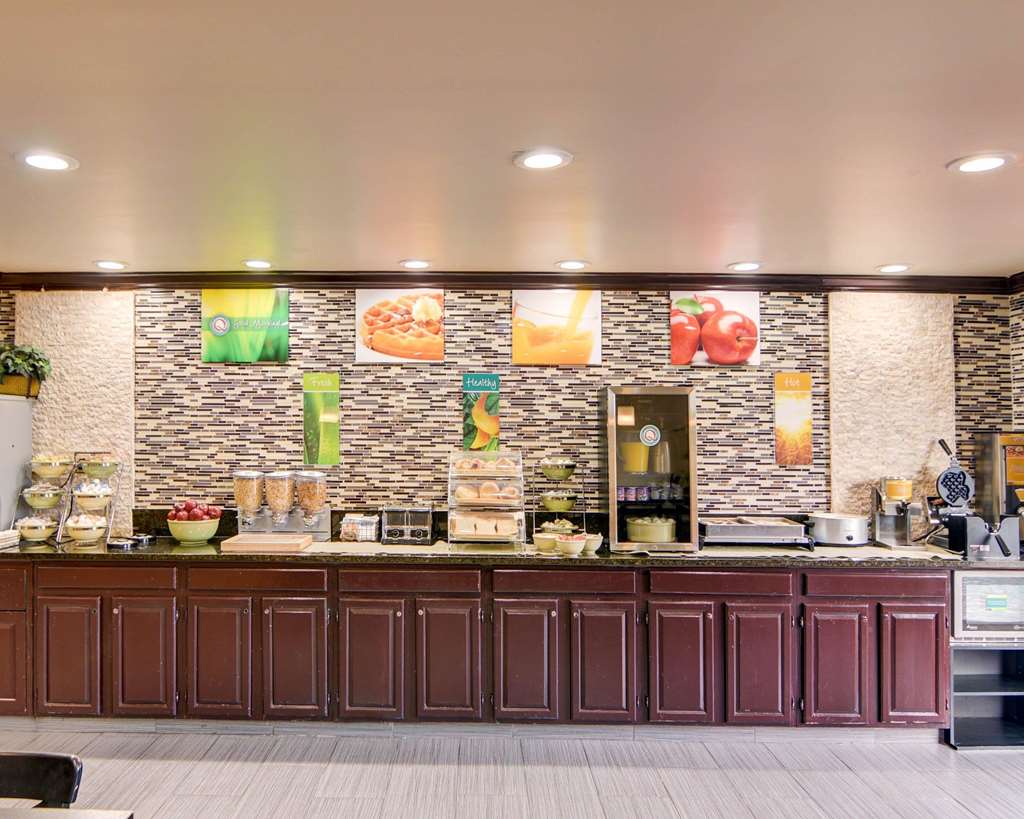 Quality Inn DFW Airport North - photo 32