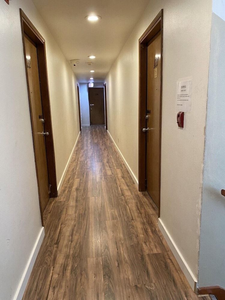 Farwest Motel - photo 3