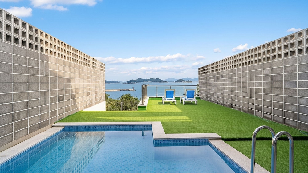 Yeosu Liposo Poolvilla in Yeosu, South Korea