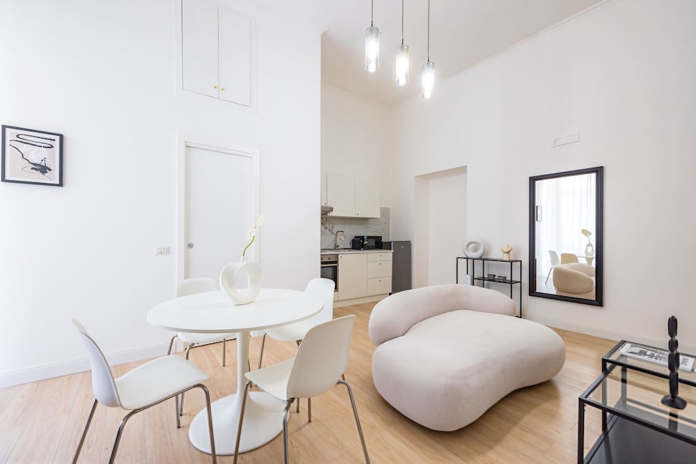 Blu Suite by Napoliapartments — 4-Star Luxury Hotel in Naples, Italy