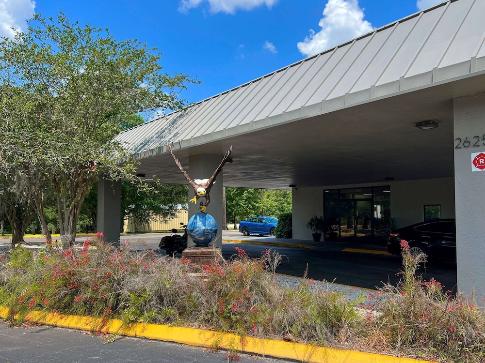 Quality Inn Elkton St. Augustine South - photo 2