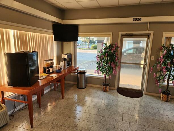 Embers Inn - photo 22