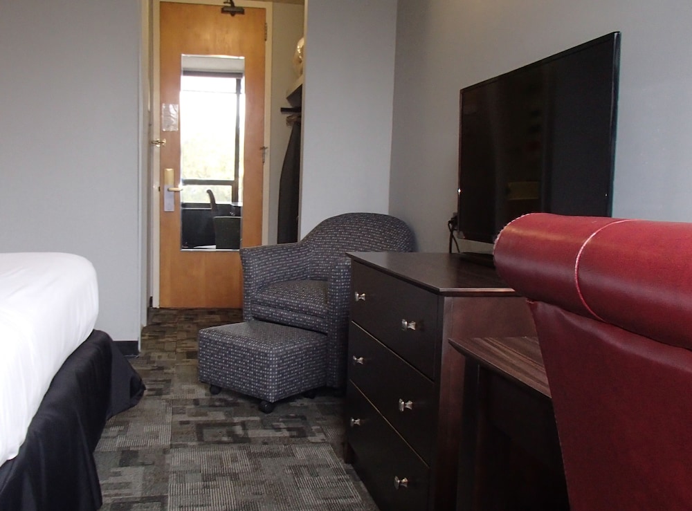 Rutgers University Inn and Conference Center - photo 7