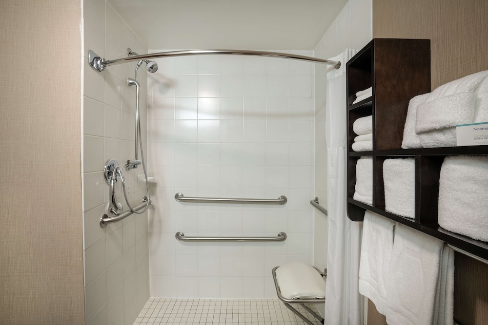 Hampton Inn Dublin - photo 25