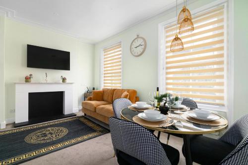 Cosy flat 5 min from Holland Park station London — 4-Star Luxury Hotel in London, United Kingdom