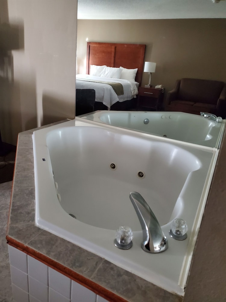 Bristol Arcadia Inn - photo 12