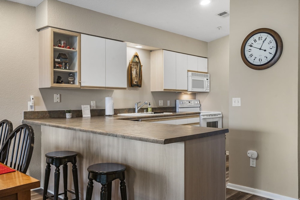 Cozy Family Resort Getaway - photo 13