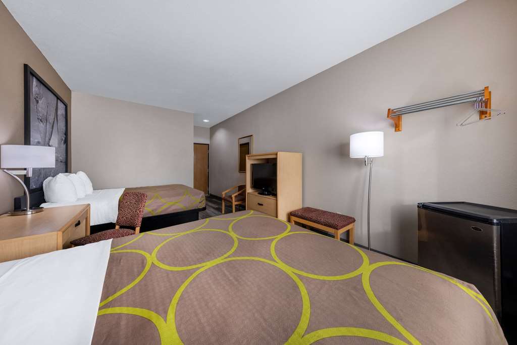 Super 8 by Wyndham Quartzsite AZ - photo 16