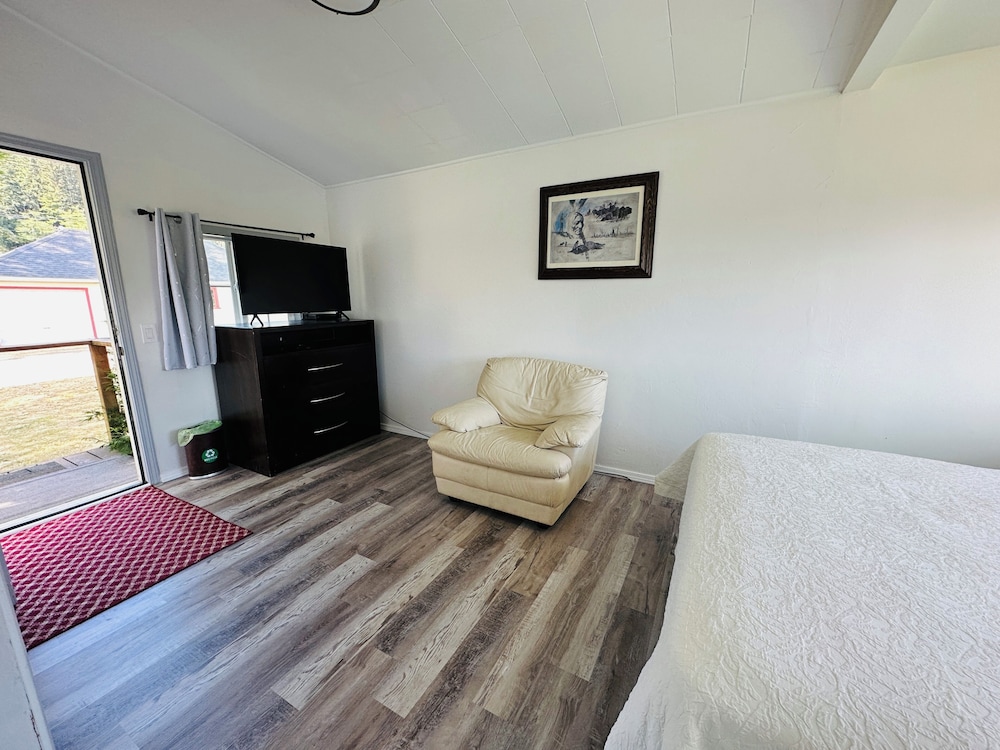 Raines Resort Cabins & RV - photo 24
