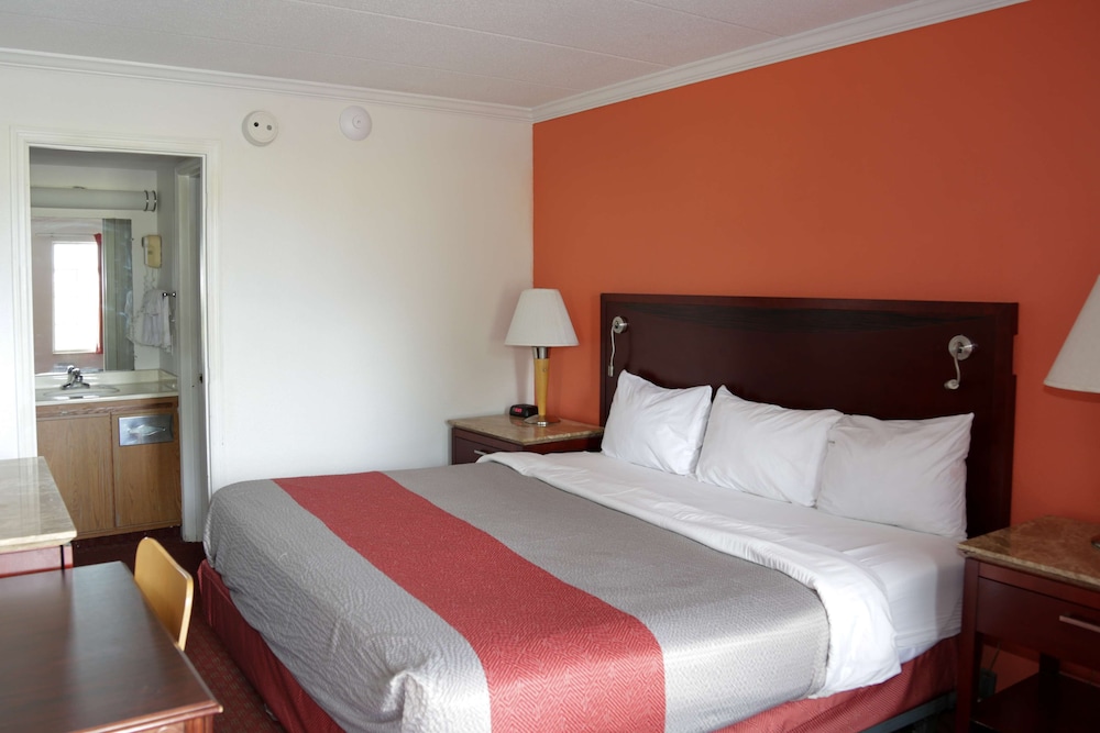 Motel6 Dayton OH - photo 17