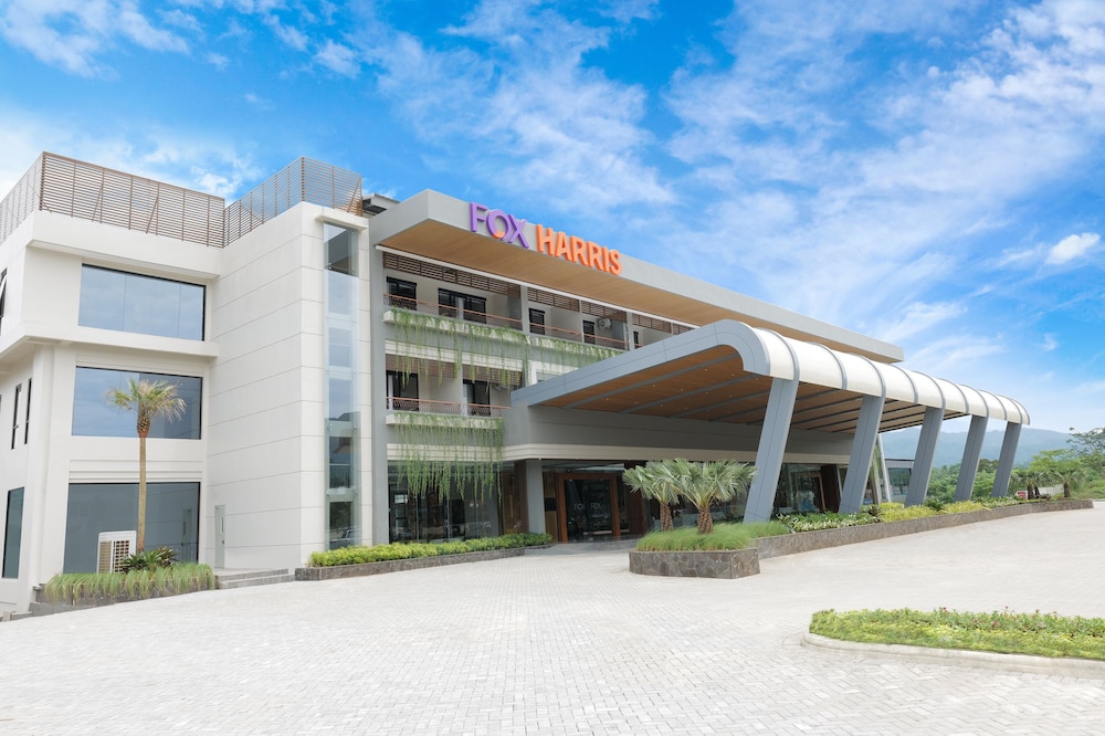 FOX HARRIS Hotel and Convention Banjarnegara — hotel in Banjarnegara