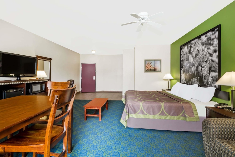 Spark by Hilton Nacogdoches - photo 20